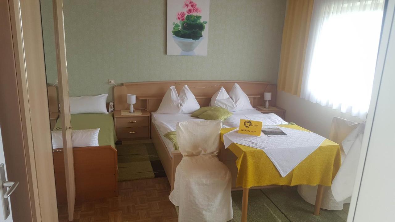 Gaestehaus Jeindl Hartmannsdorf Extérieur photo